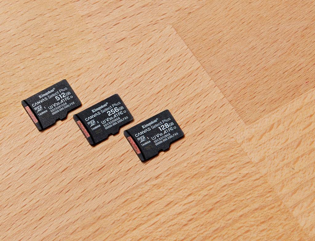 High-speed microSD card