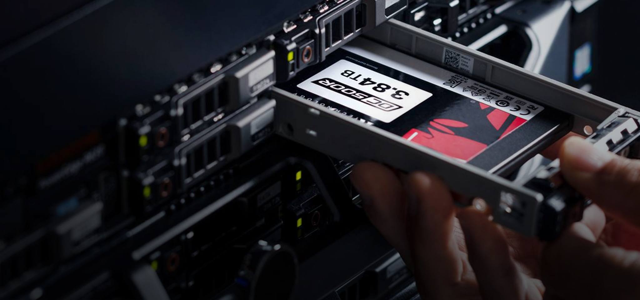 Kingston server. SSD для сервера. Серверный ссд. Сервер MADTECH Server DS-rs02-1c. Лучшая память для сервера.