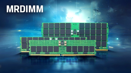ภาพถ่ายระยะใกล้ของโมดูลหน่วยความจำ Kingston MRDIMM RAM