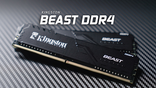 Siyah dokulu bir yüzeyde duran bir çift Kingston Beast DDR4 bellek modülü.