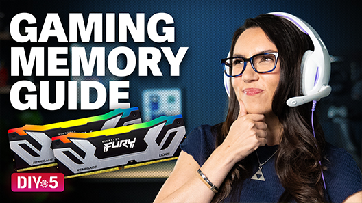 Trisha, ön planda iki Kingston FURY RGB DRAM modül varken şaşkın bir şekilde bakıyor.